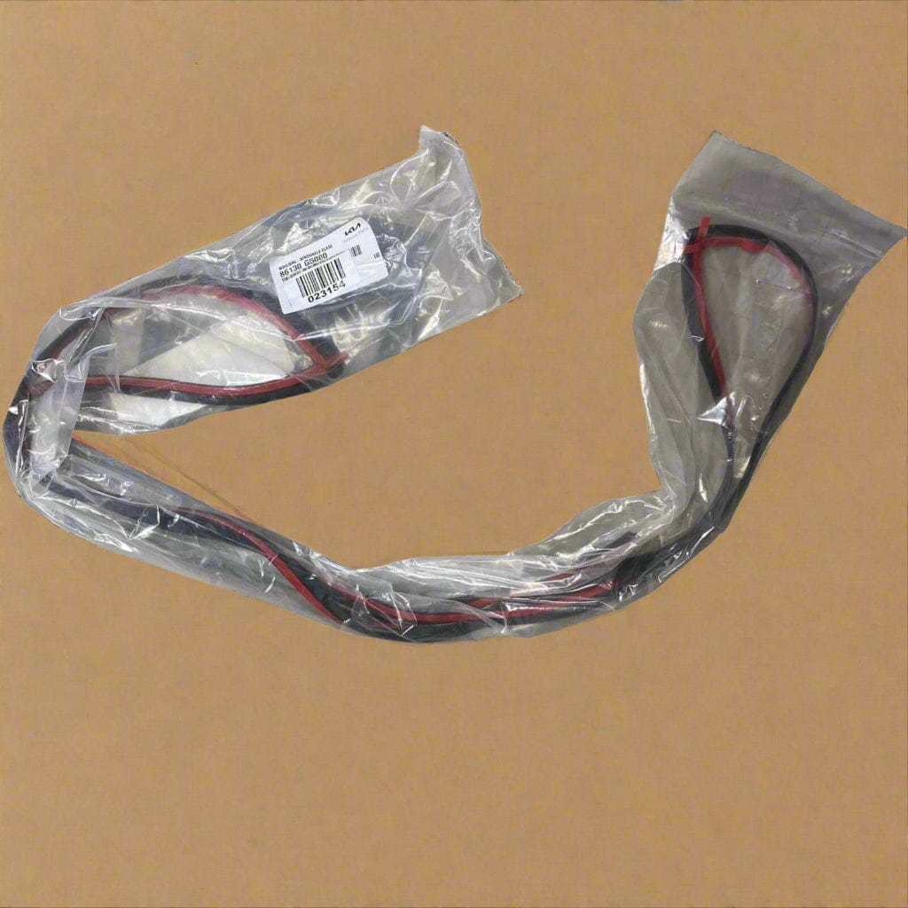 86130-G5000 2017-2022 Kia Niro Windshield Glass Reveal Molding New OEM