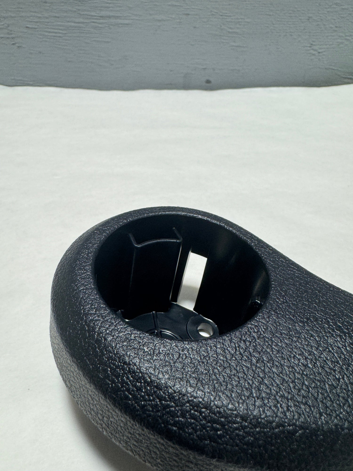 88186-D9000WK 2017-2022 Kia Sportage Driver Seat Adjust Handle For Non Power Seats