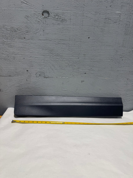 85617332 2017-2023 Cadillac XT5 Black Rear Passenger Side Door Lower Molding  OEM