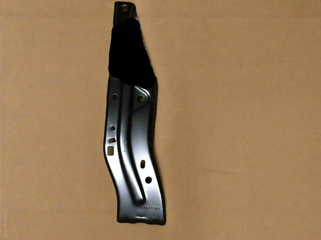 84199117 2017-2024 Camaro Drivers Side Front Fender Brace Bracket Not For ZL1