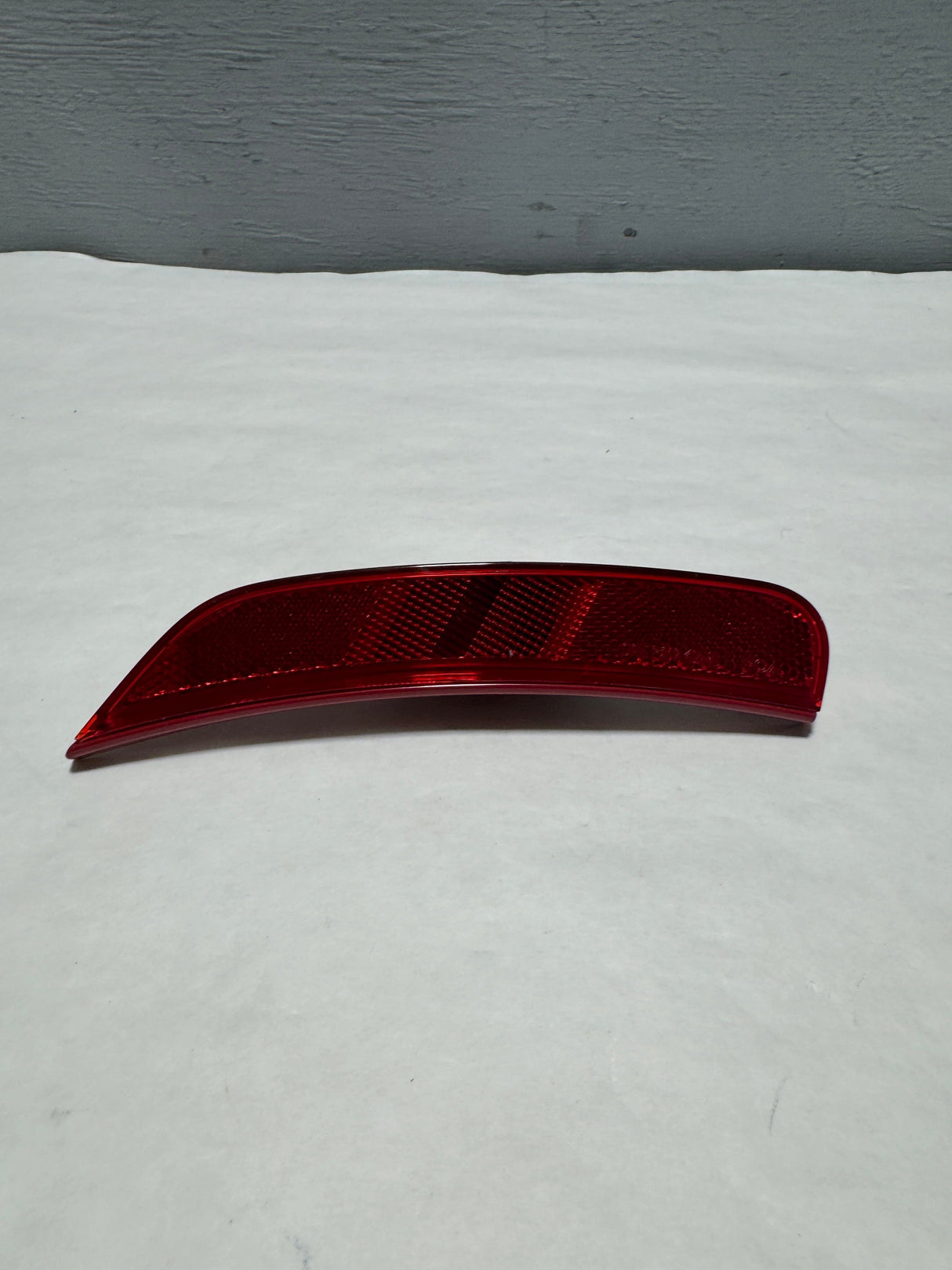 68229425AA 2017-2024 Chrysler Pacifica Rear Driver Side Marker Light OEM