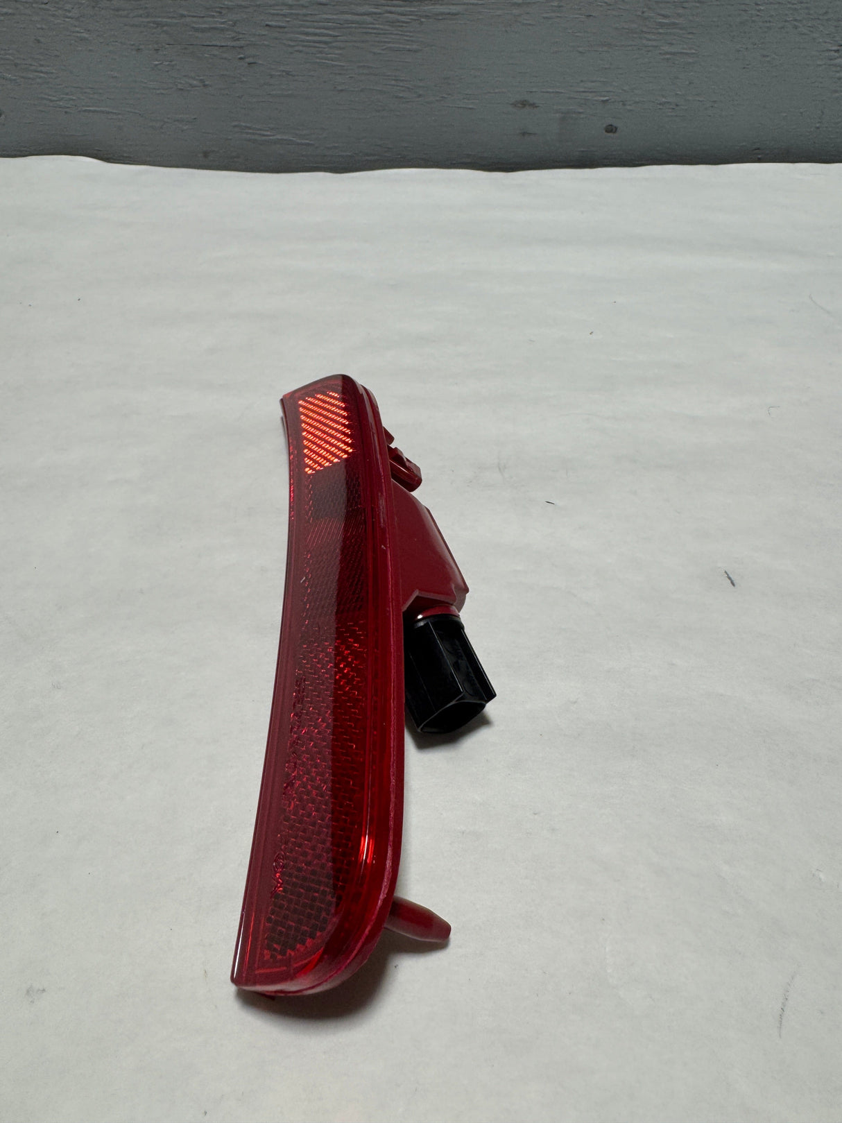 68229425AA 2017-2024 Chrysler Pacifica Rear Driver Side Marker Light OEM