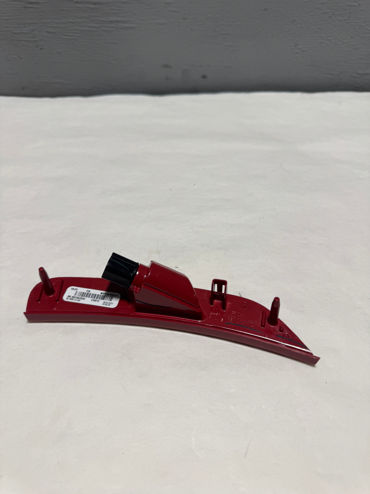 68229425AA 2017-2024 Chrysler Pacifica Rear Driver Side Marker Light OEM