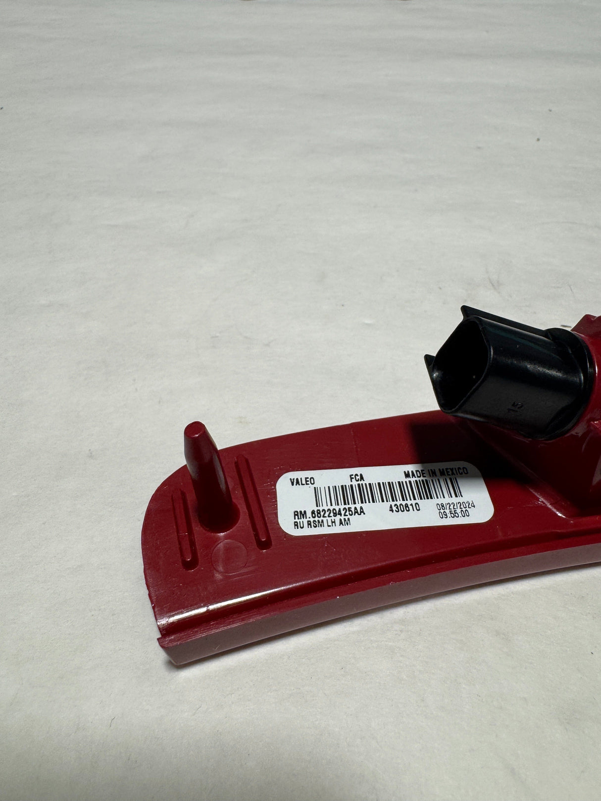 68229425AA 2017-2024 Chrysler Pacifica Rear Driver Side Marker Light OEM