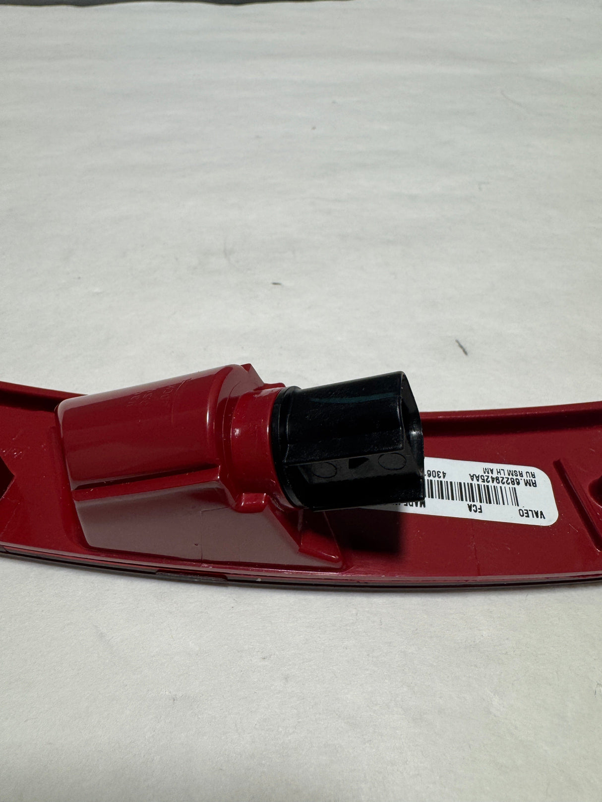 68229425AA 2017-2024 Chrysler Pacifica Rear Driver Side Marker Light OEM