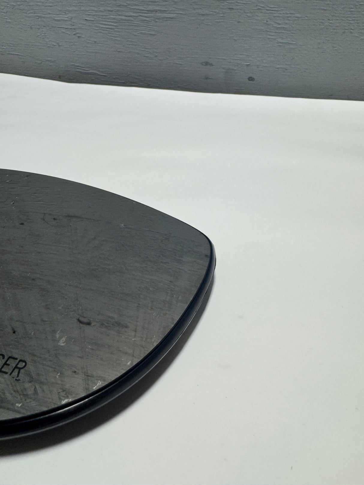 68318274AA 2017-2024  Chrysler Pacifica Voyager Passenger SIde Mirror Glass Heated W/O Blind SPot