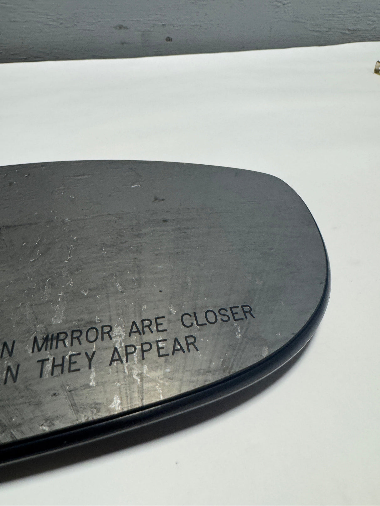 68318274AA 2017-2024  Chrysler Pacifica Voyager Passenger SIde Mirror Glass Heated W/O Blind SPot