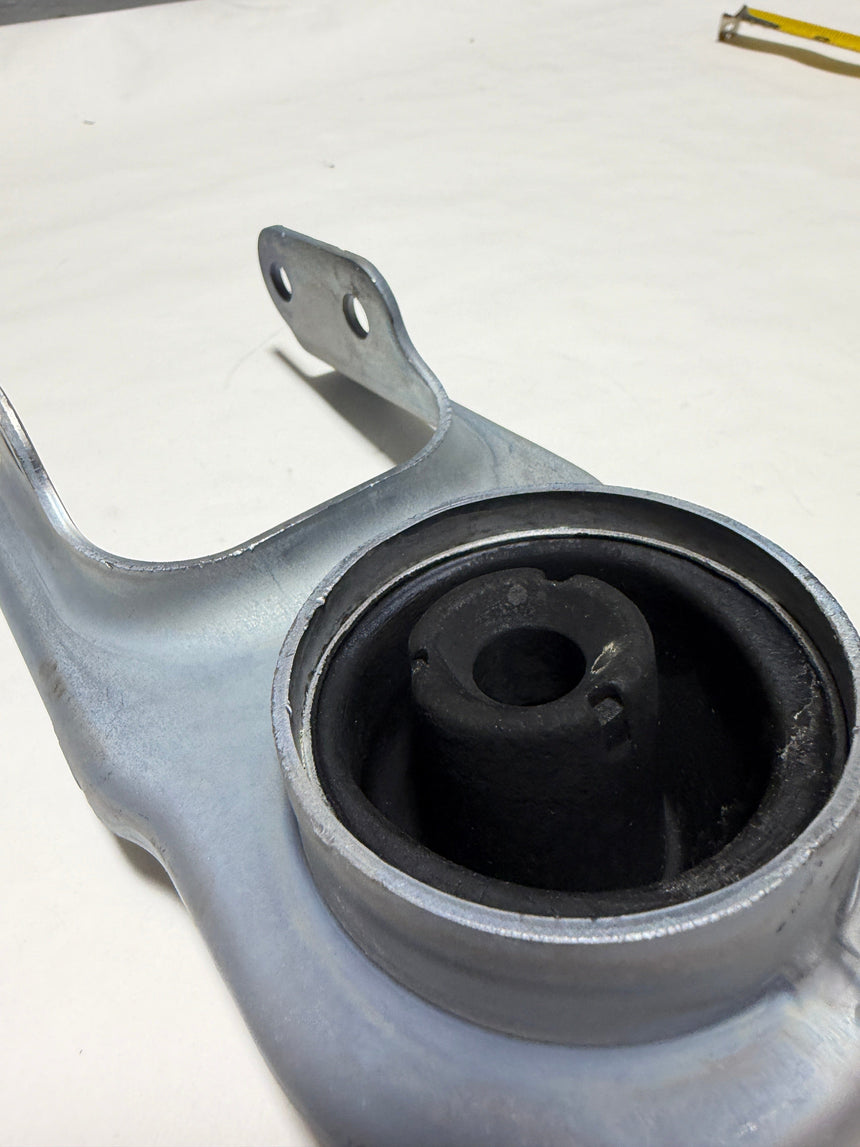 2017-2024 Ford F-250 F-350 6.7 Diesel Rear Exhaust Hanger Bracket Genuine OEM
