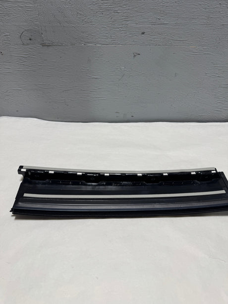 ML3Z-16255A35-BC 2017-2024 Ford F-250 F-350 Crew Cab Driver Side Back Door Applique Trim Molding OEM