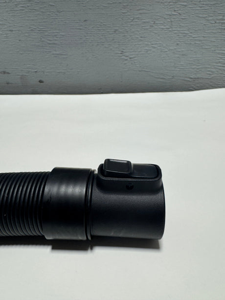 68499033AA 2017-2025 Chrysler Pacifica Vacuum Hose Line With Elbow Used  Vacuum Interior