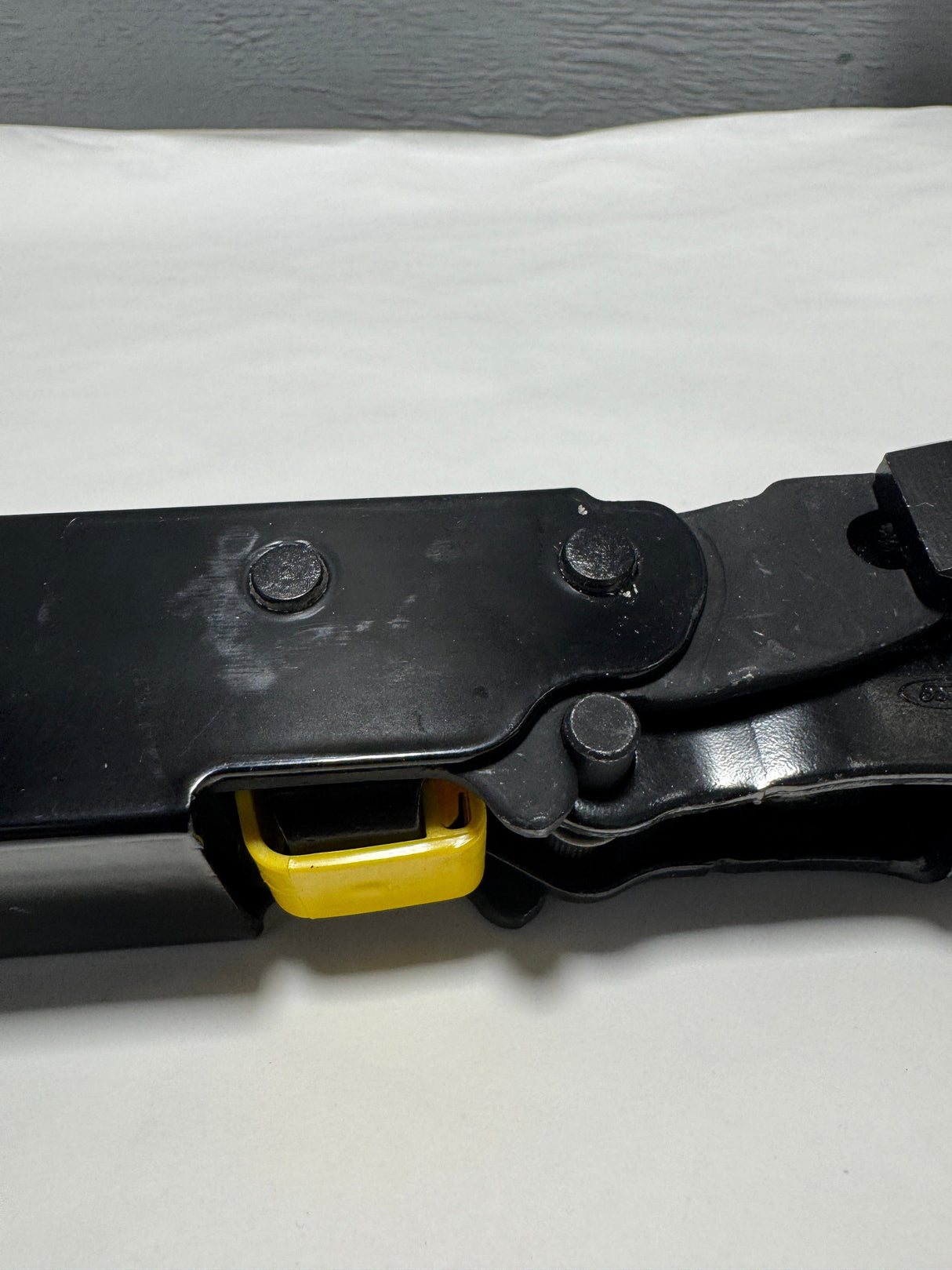 FL3Z-9943300-A 2017-2025 F-150 F-250 F-350 Tailgate Flex Step Folding Grab Handle With Button W/o Split tailgate Only