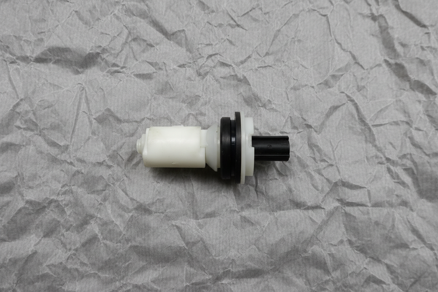2017-2025 Kia Windshield Wiper Washer Reservoir Tank Level Sensor OEM