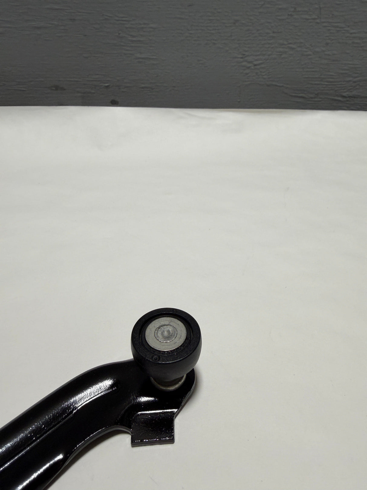 68411071AA 2017-2025 Pacifica or Voyager Driver Side Sliding Door Hinge Roller Genuine OEM