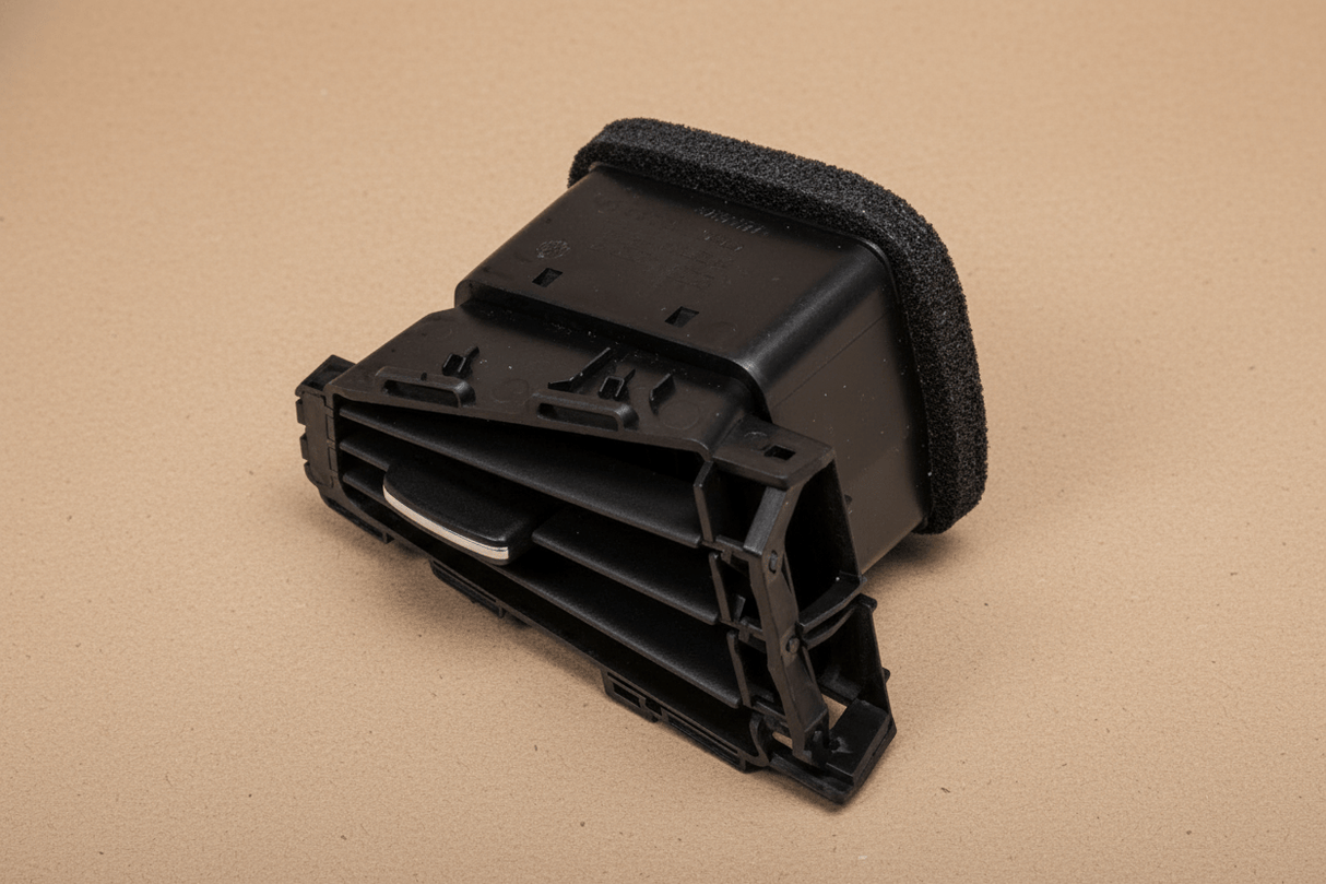 84095201 2017-25 XT5 or 2020-22 XT6 OEM Genuine Dash Outer Air Outlet Vent