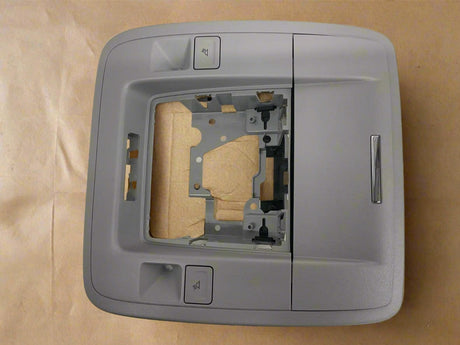 84456936 2018-2019 Silverado Sierra Light Grey Roof Console For Non Sunroof Only