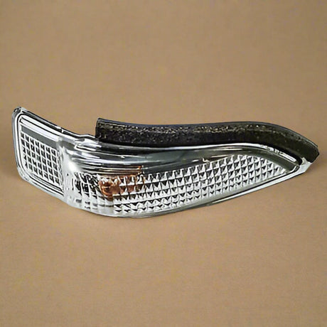 81730-52100 2018-2019 Toyota Corolla Passenger Side Mirror Turn Signal Lamp Genuine OEM new