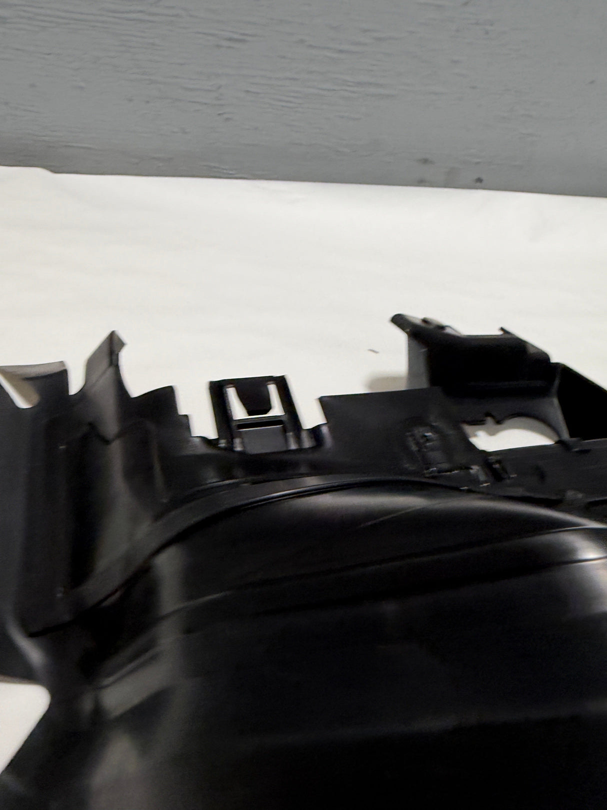 CL-0925-80A-121-673-H-J5 2018-2020 Audi Q5 2.0 Driver Side Radiator Air Baffle 80A-121-673-H OEM