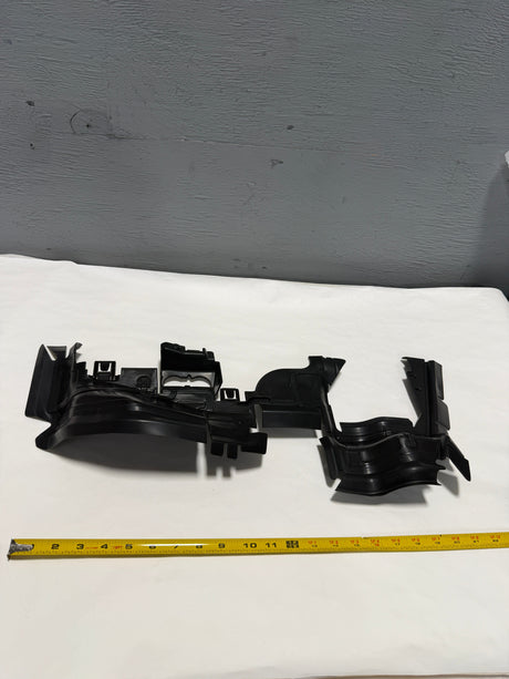 CL-0925-80A-121-673-H-J5 2018-2020 Audi Q5 2.0 Driver Side Radiator Air Baffle 80A-121-673-H OEM