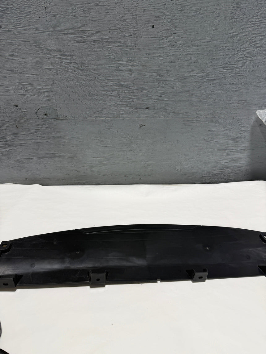 2018-2020 Genesis G80 3.8 or 5.0 Air Guide 29135-B1300 OEM