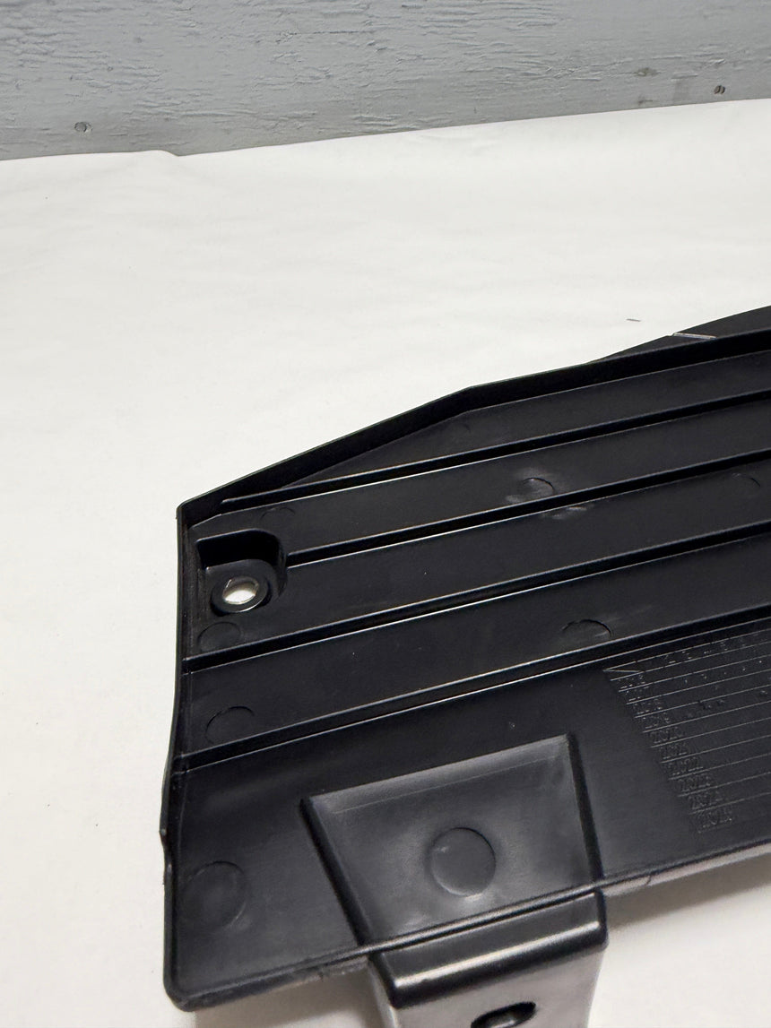 2018-2020 Genesis G80 3.8 or 5.0 Air Guide 29135-B1300 OEM