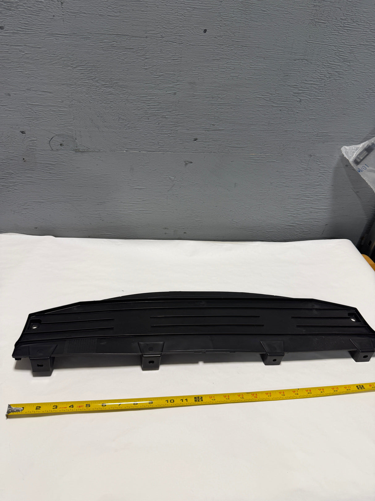 CL-0925-29135-B1300-J5 2018-2020 Genesis G80 3.8 or 5.0 Air Guide 29135-B1300 OEM