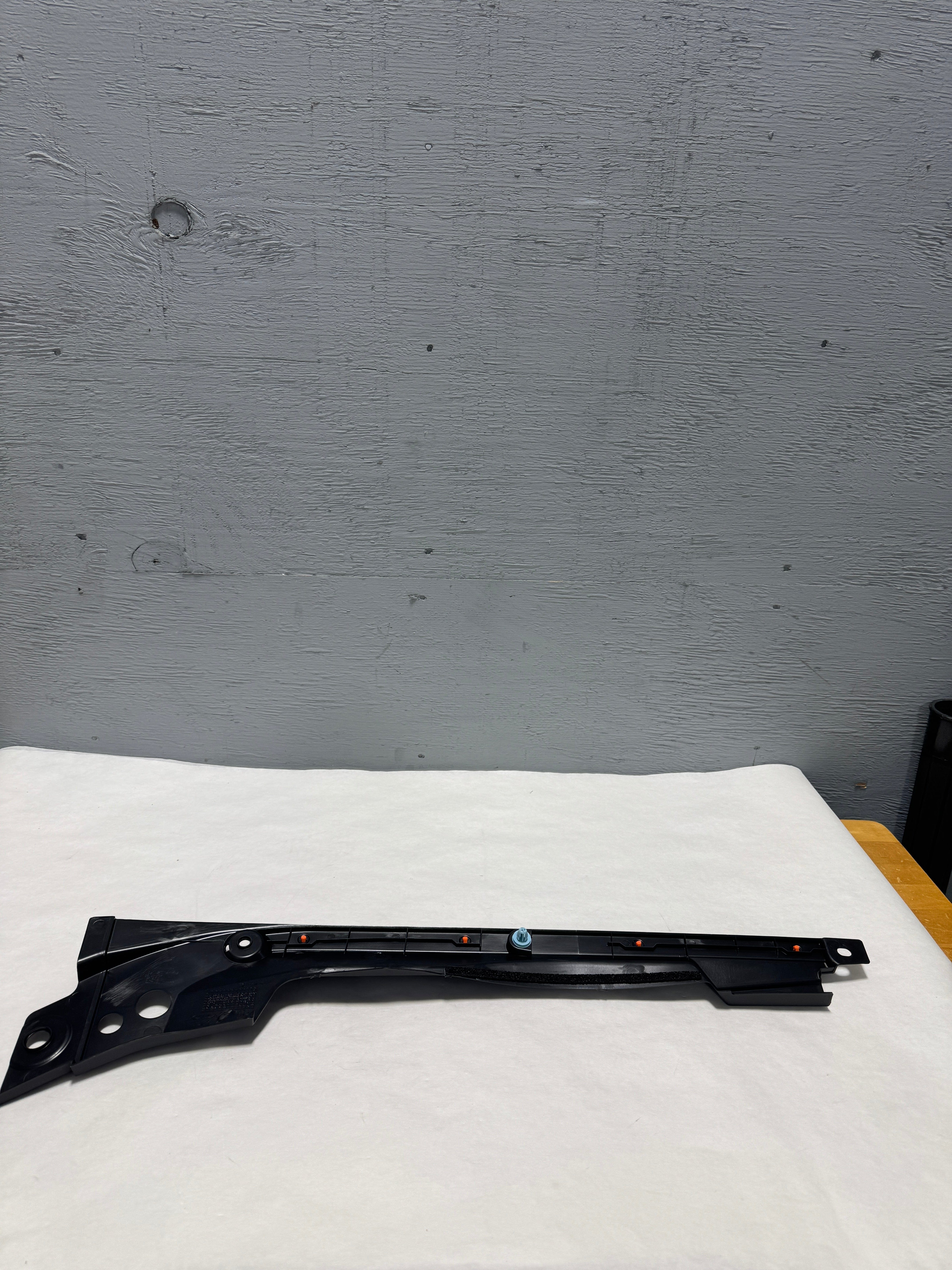 2018-2020 Honda Accord Driver Side Front Fender Garnish Seal OEM