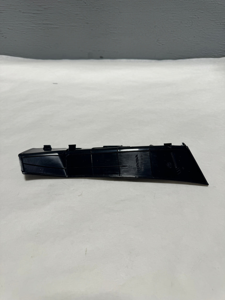 2018-2020 Honda Accord Driver Side Tail Light Edge Finisher Bezel Trim OEM New