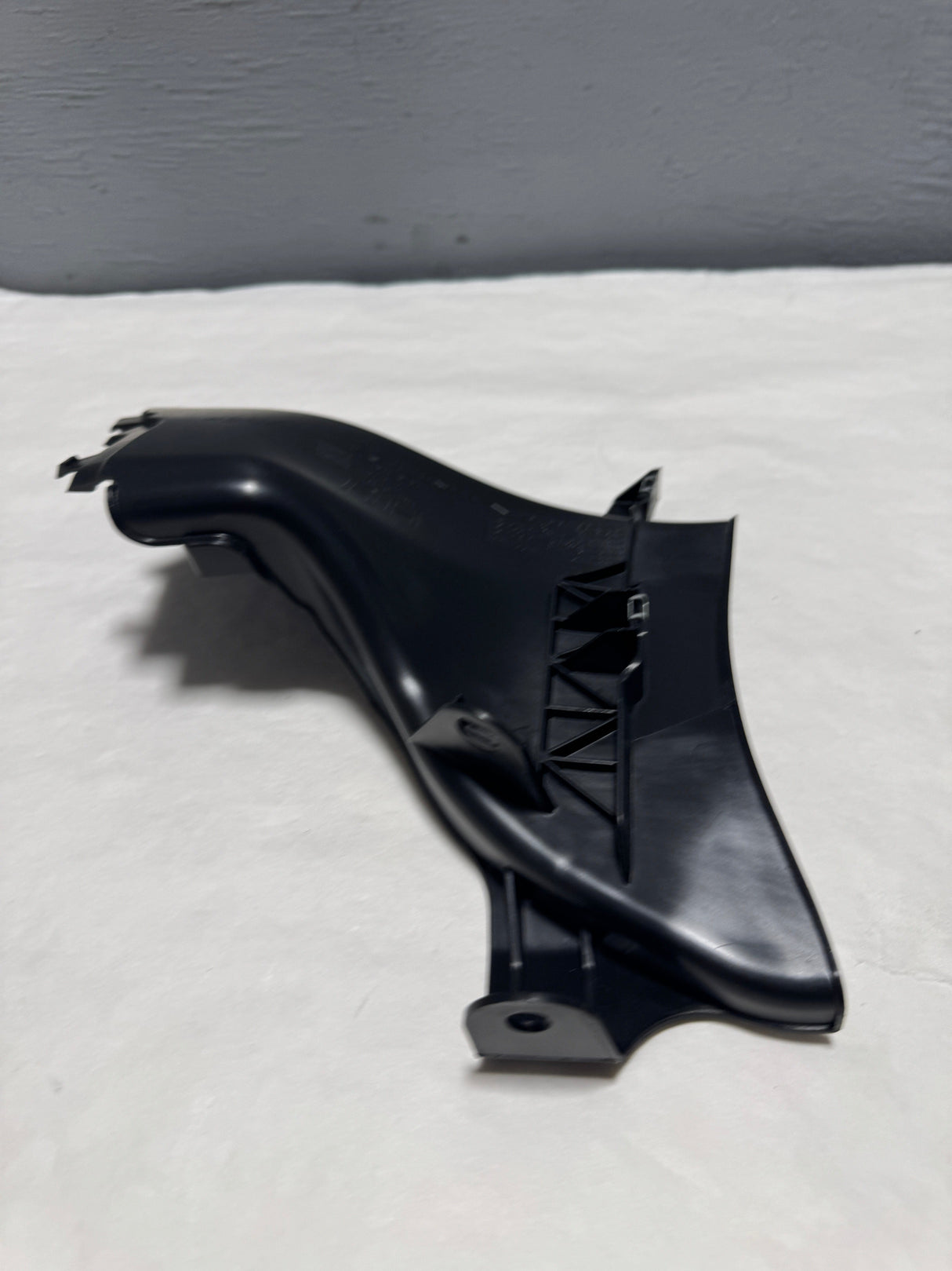 71312-TVA-A00 2018-2020 Honda Accord Sedan Front Bumper Passenger Side Duct