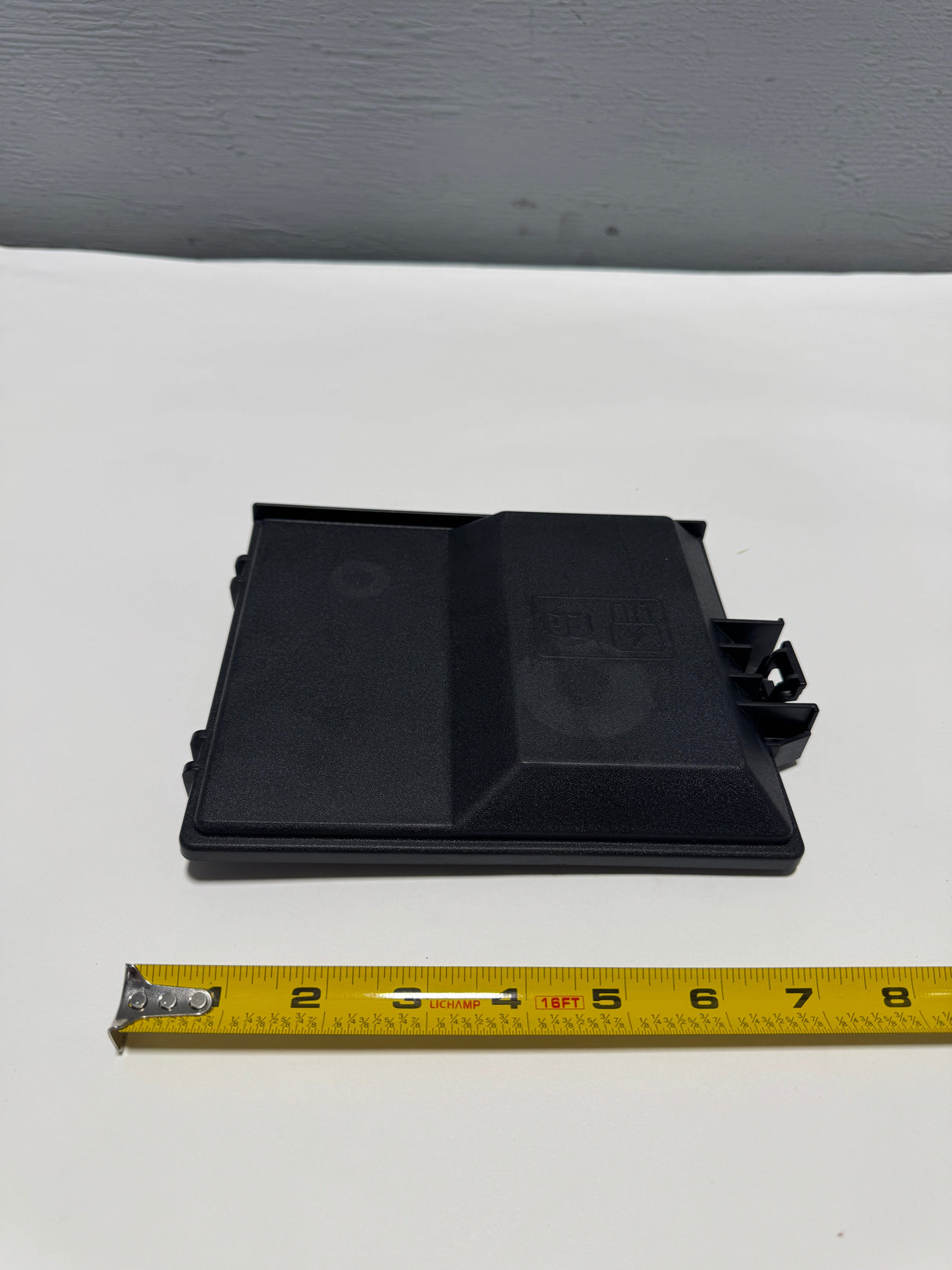 JU5Z-14A003-B 2018-2021 Expedition or  Navigator Engine Fuse Box Top Cover Genuine OEM