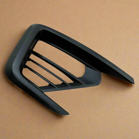 JL1Z-15A246-AA 2018-2021 Ford Expedition Passenger Side Fog Lamp Bezel Not For LED Fog Lights