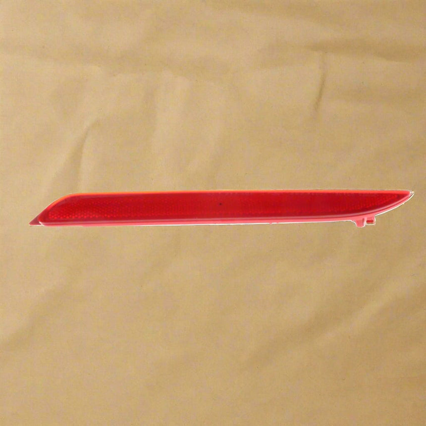 2018-2021 Kia Stinger Rear Driver Side Bumper Reflector Red Genuine OEM