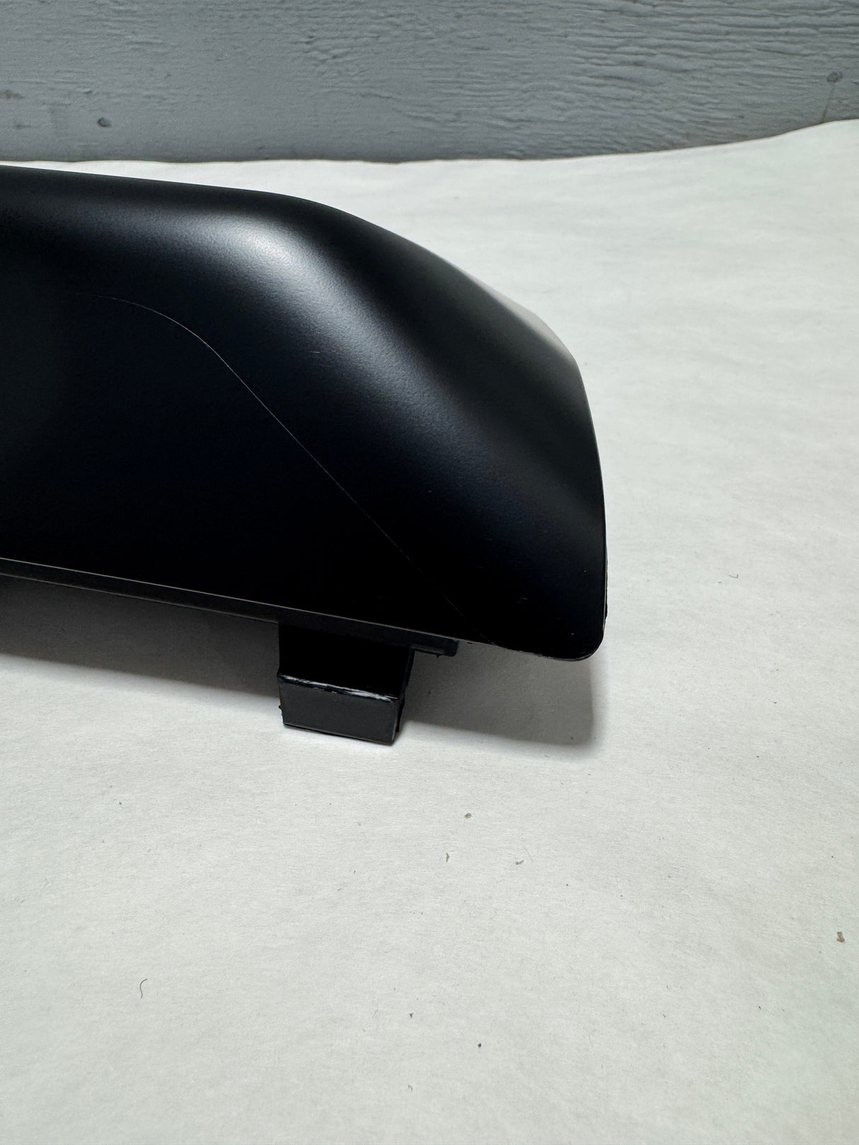 JL7Z-17F000-APTM 2018-2021 Lincoln Navigator Rear Bumper Tow hitch Cover - Unpainted Genuine OEM