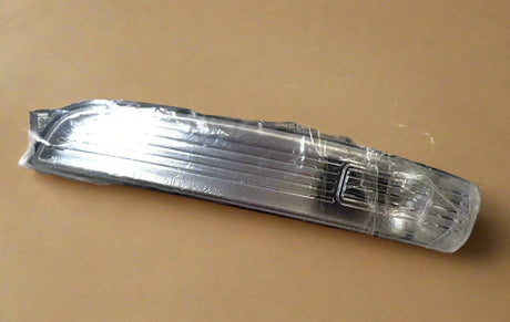 GN1Z-13B375-A 2018-2022 Ford Ecosport Driver Side Mirror Turn Signal Light Lamp Genuine OEM