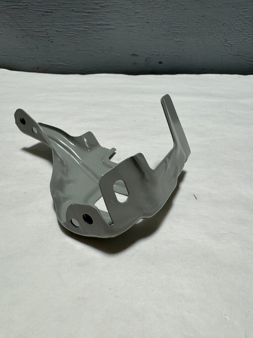 2018-2022 Kia Sportage Passenger Side Front Fender Bracket OEM