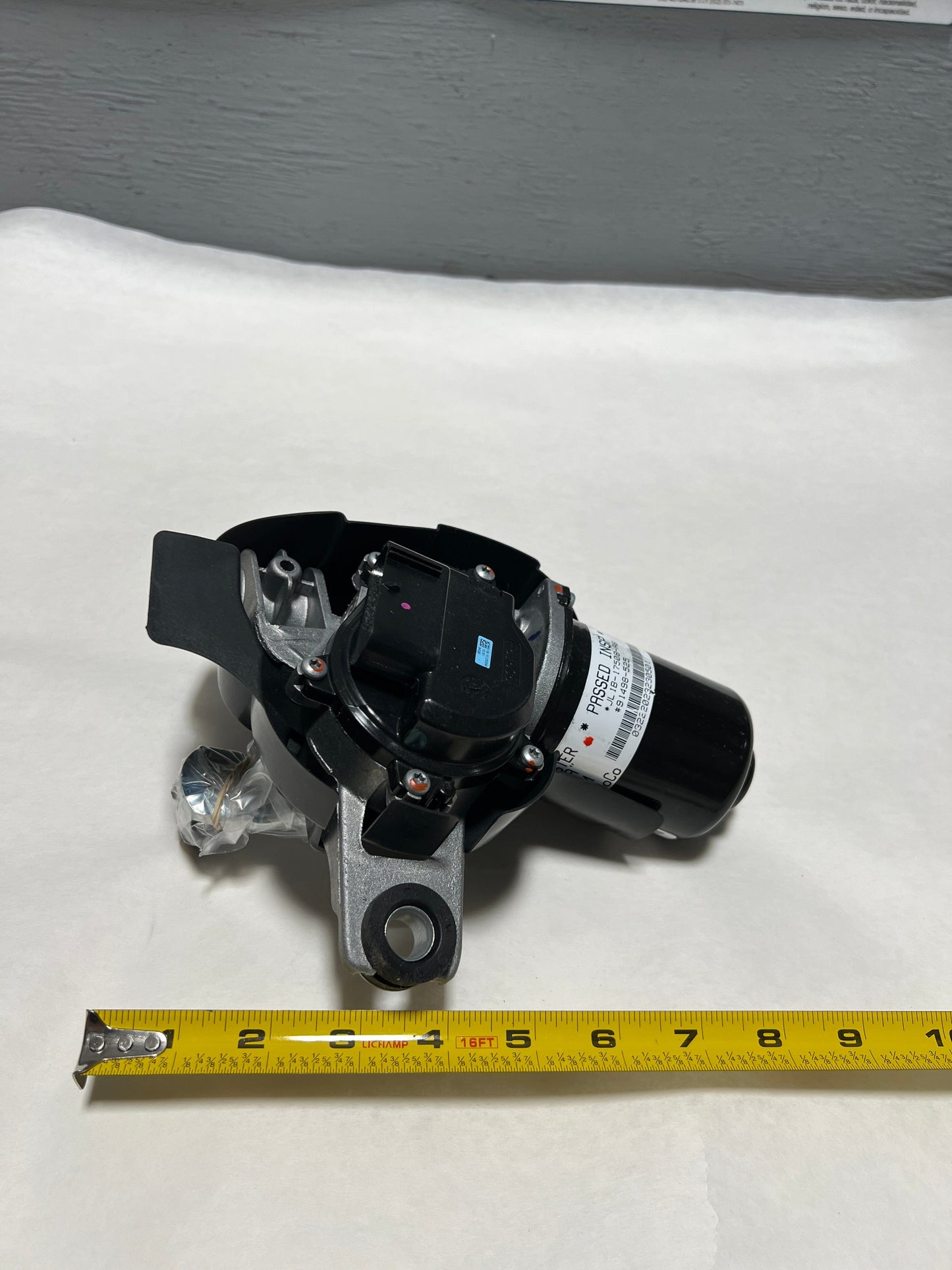 CL-1023-JL1Z-17508-A-G19 2018-2023 Ford Expedition Front Windshield Wiper Motor OEM JL1Z-17508-A