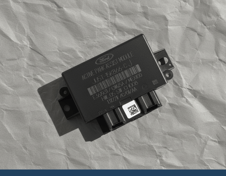 JU5Z-15K866-A 2018-2023 Ford Expedition or Navigator Parking Aid Control Module OEM