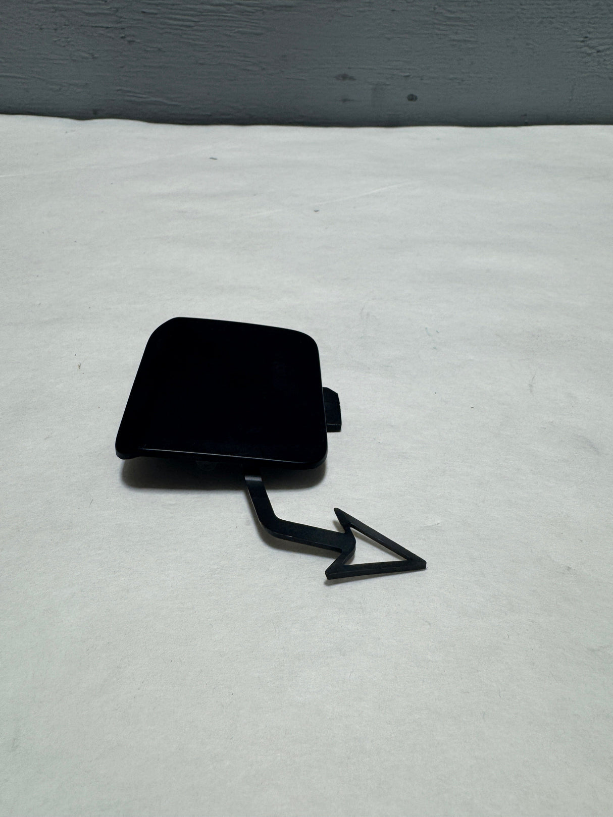 JR3Z-17E811-A 2018-2023 Ford Mustang Front Tow Hook Hole Cover OEM - Unpainted