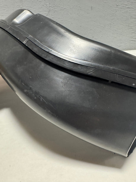 85511864 2018-2023 GMC Terrain Air Cleaner Intake Baffle OEM