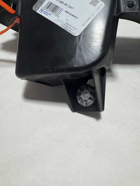 85511864 2018-2023 GMC Terrain Air Cleaner Intake Baffle OEM