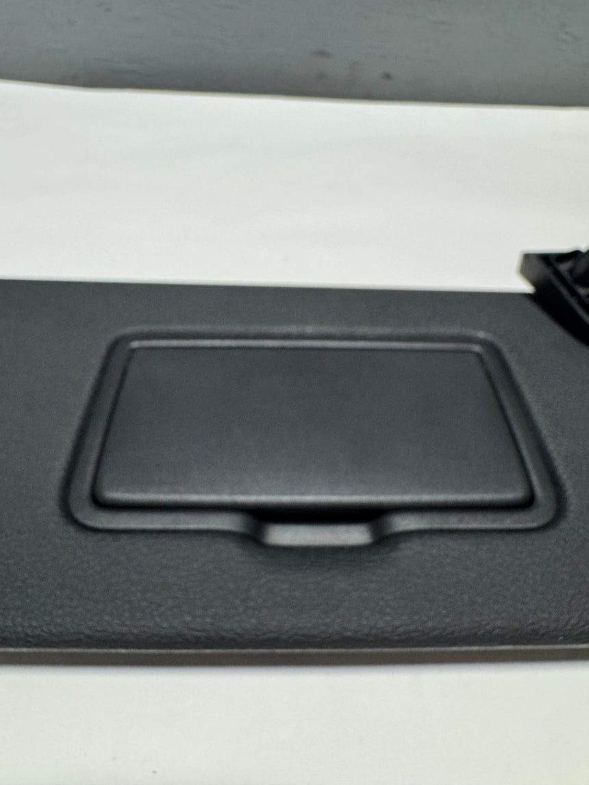 2018-2023 Wrangler JL / Gladiator Passenger Side Illuminated Sun Visor OEM