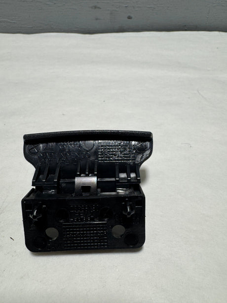 84292234 2018-2024 Equinox or Terrain Center Console Upper Armrest Latch OEM