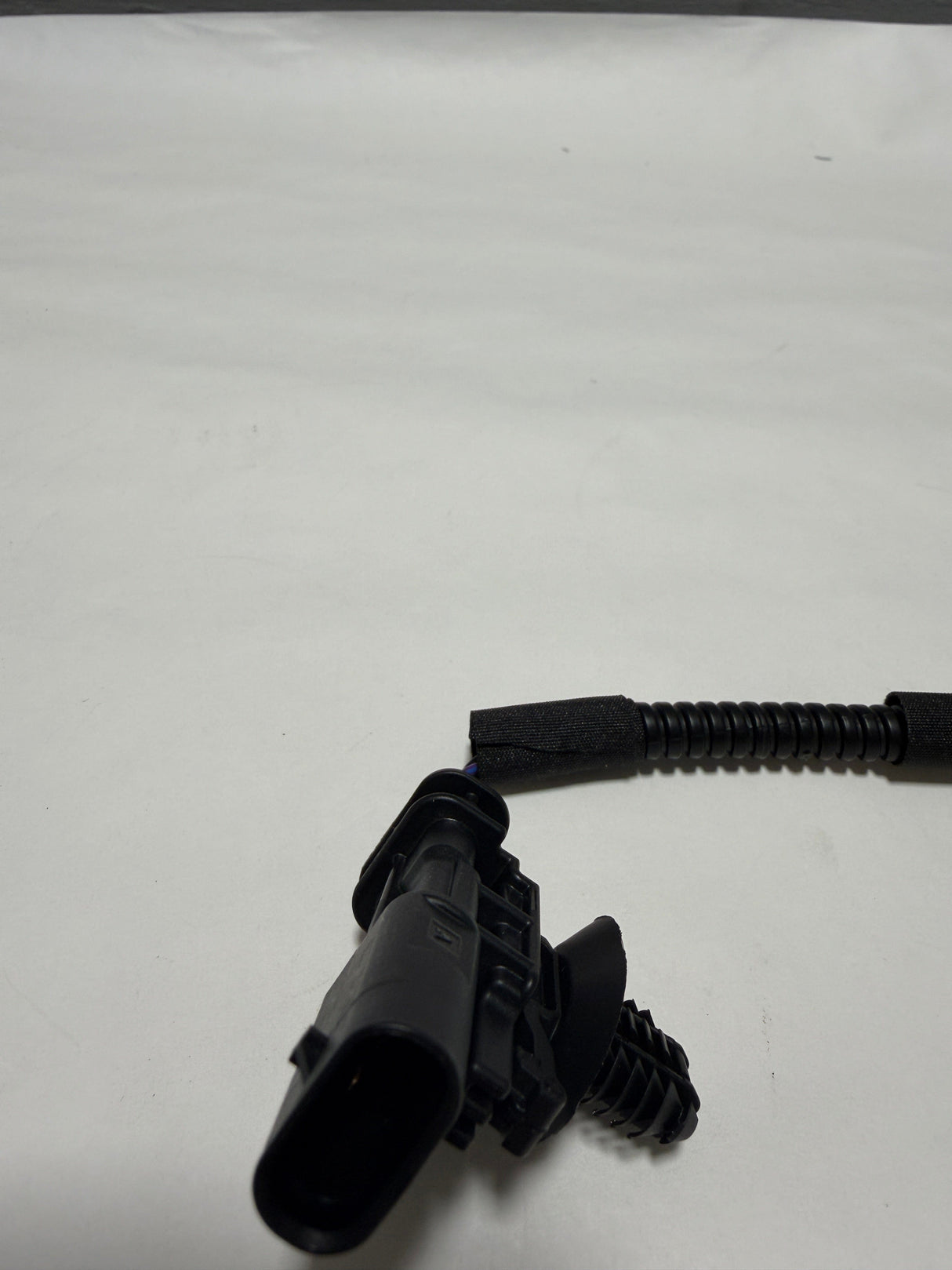 84764439 2018-2024 Equinox or Terrain Radiator Shutter Wiring Harness OEM