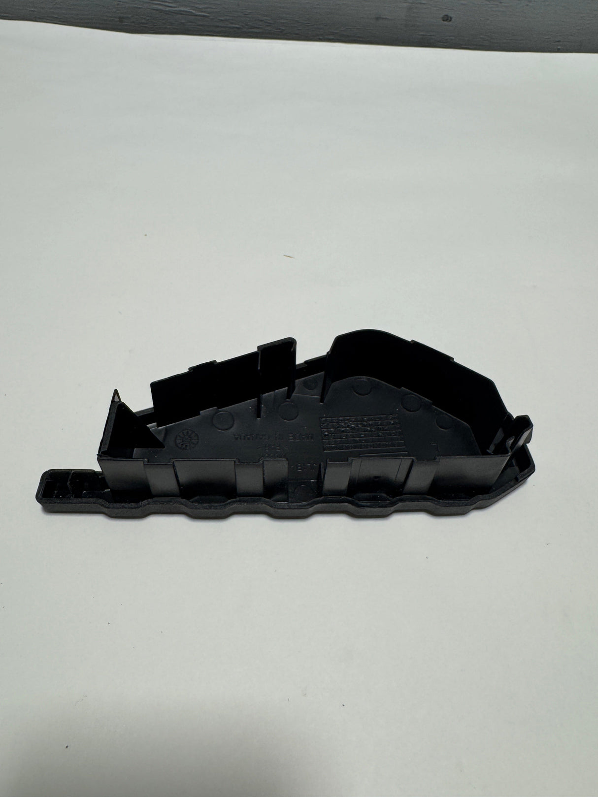 JL1Z-16A454-AB 2018-2024 Expedition Front Left or Right Rear Power Running Board Cap