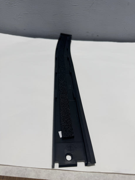 JL1Z-7850463-AK 2018-2024 Expedition or Navigator Driver Side Roof Molding OEM - Unpainted