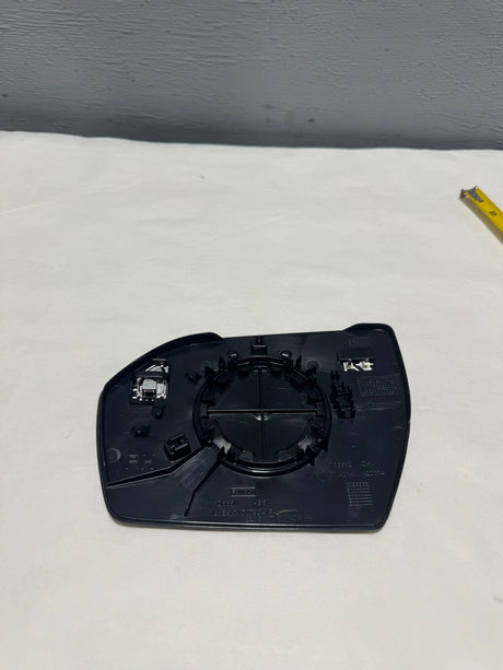 LL1Z-17K707-A 2018-2024 Ford Expedition Passenger Side Mirror Glass With Blind Spot Light For Non Signal Equipped Mirrors