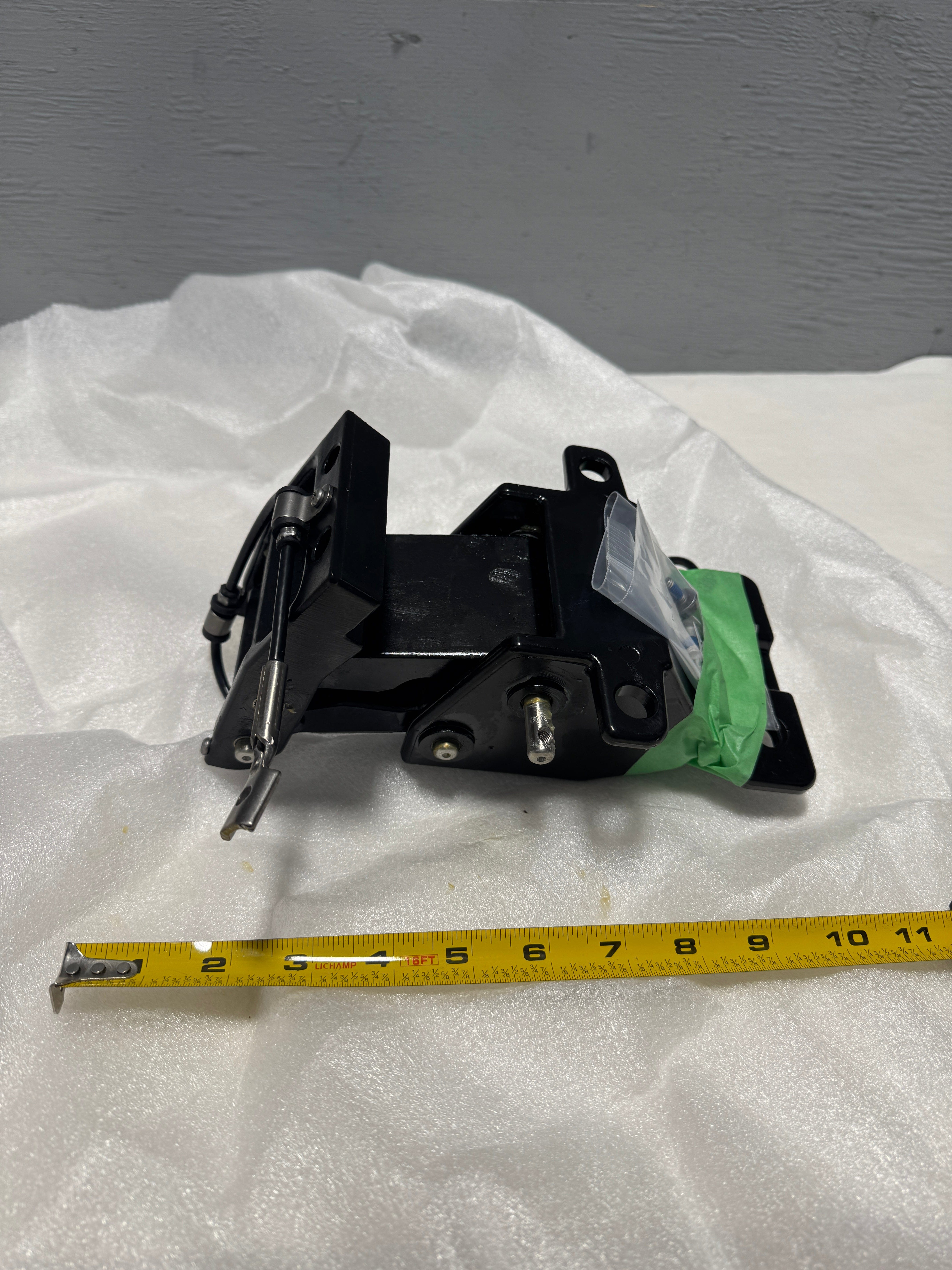 B1tch出品　50　53　チャンドラー 2018-2024 Ford Expedition Passenger Side Rear Power Running Board