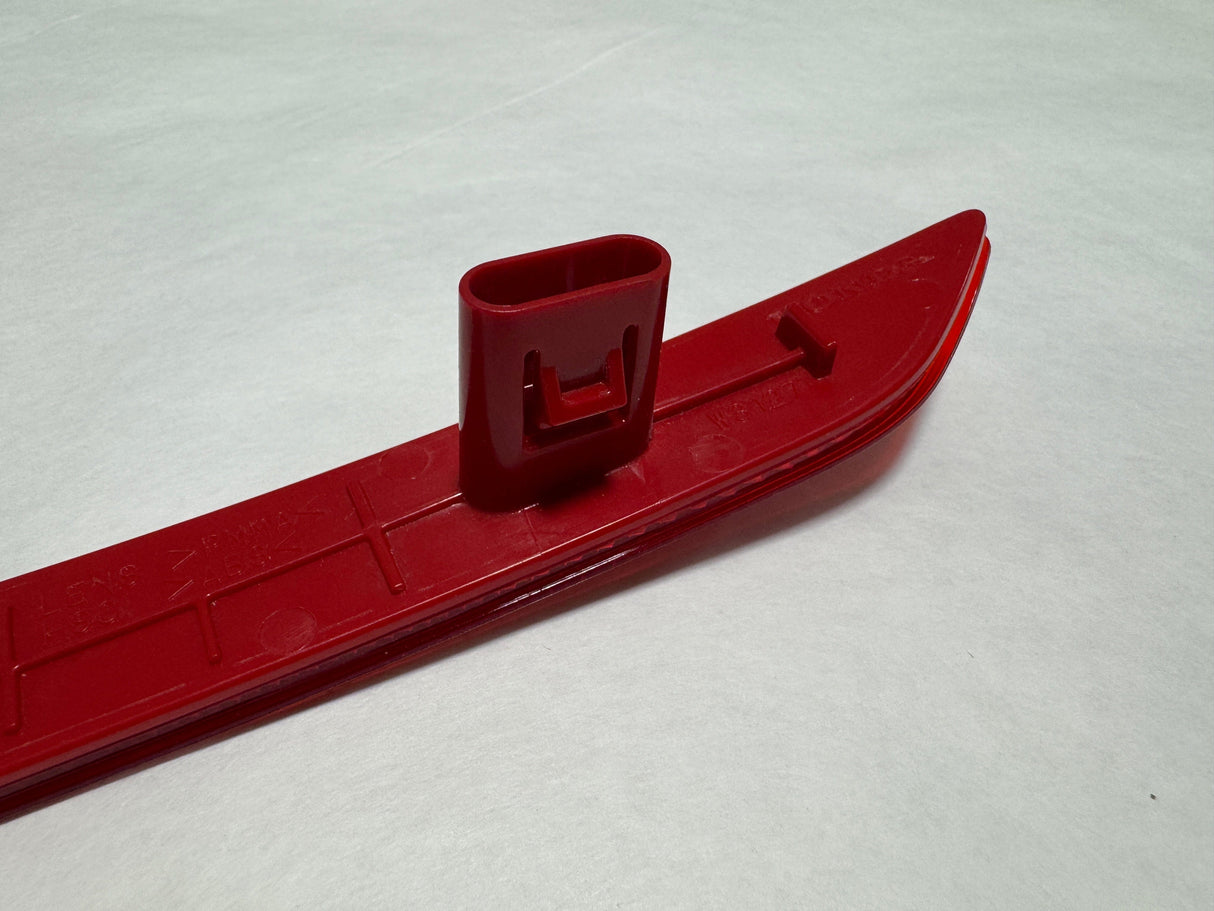 CL-0325-33505-THR-A01-J3 2018-2024 Honda Odyssey Passenger Side Red Rear Bumper Reflector Genuine OEM New