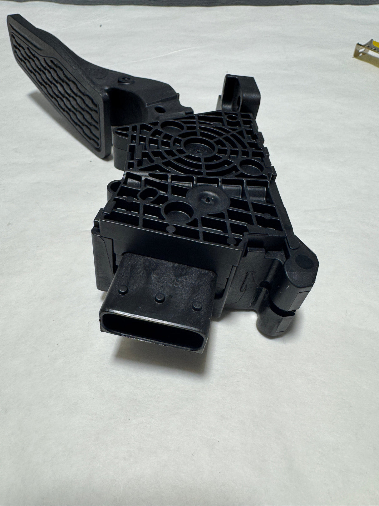 4581893AE-C22 2018-2024 Jeep Wrangler Gas Pedal Accelerator With Sensor For 2.0 3.0 or 3.6 Engine