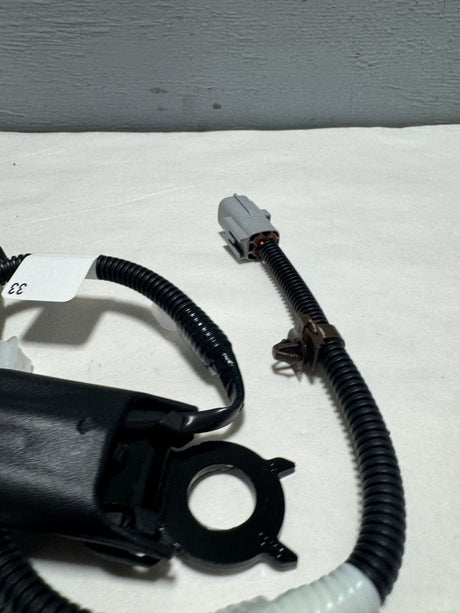 73230-06760-C0 2018-2024 North American Production Camry Driver Seat Belt Buckle OEM Not For Japan Built