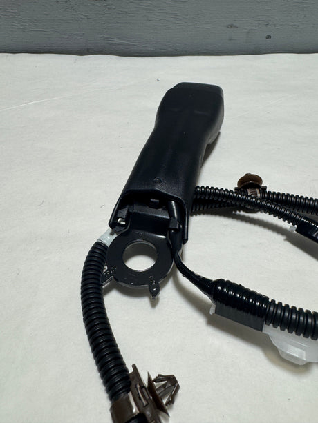 73230-06760-C0 2018-2024 North American Production Camry Driver Seat Belt Buckle OEM Not For Japan Built